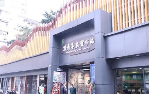 弥勒装招牌时，需要注意什么？
